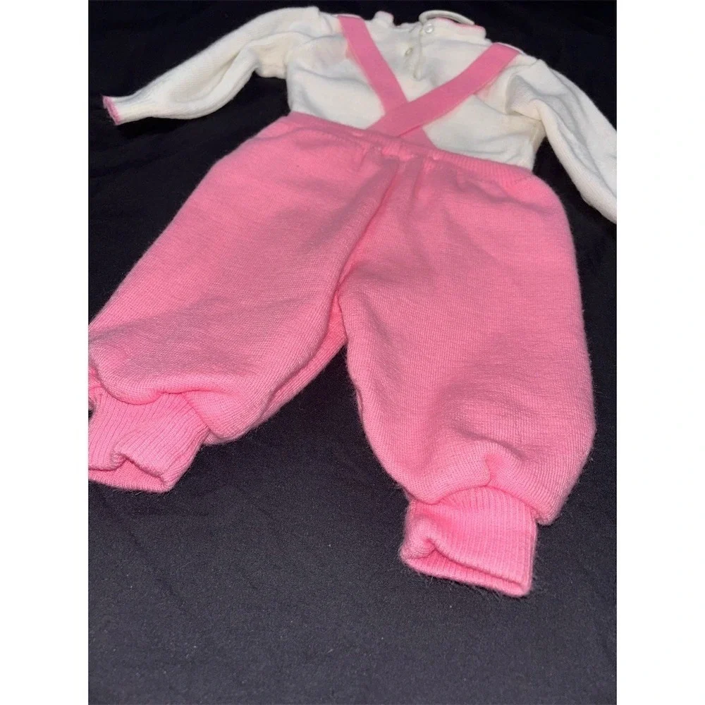 Vintage 1970s Baby Knit Outfit Girl Pink Bunny Suspender Pants Set Size 6-9M NOS